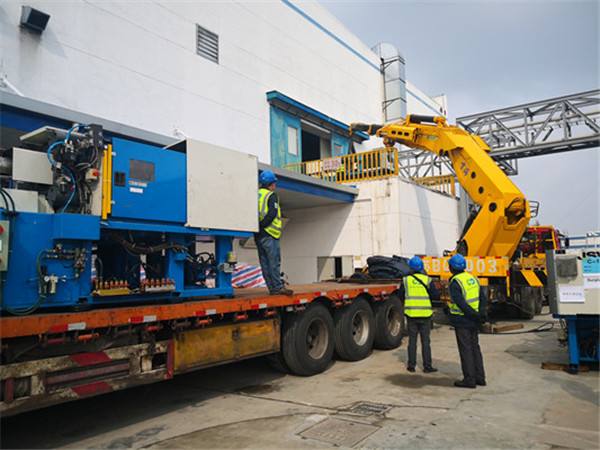 無錫設(shè)備搬運(yùn)廠家為您介紹車間、廠房里常用的搬運(yùn)設(shè)備有哪些？