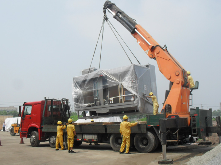 大型設備搬運的重物捆綁的吊裝